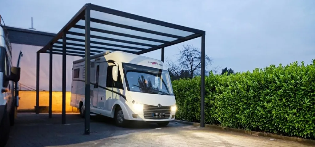 Aluminium Carport für Wohnmobile und Transporter - Terrassendachfabrik