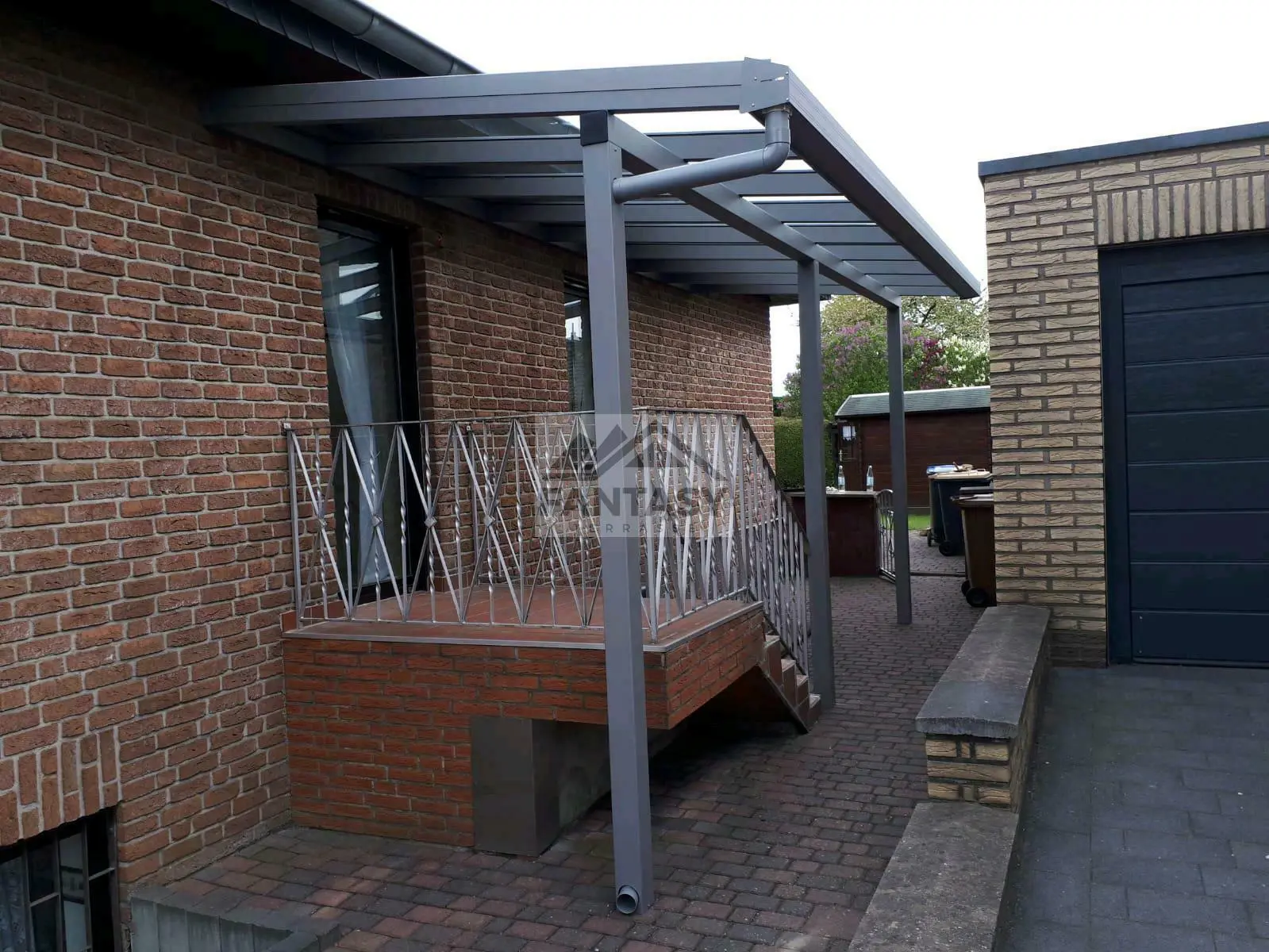 Haustür Vordach Bausatz aus Aluminium